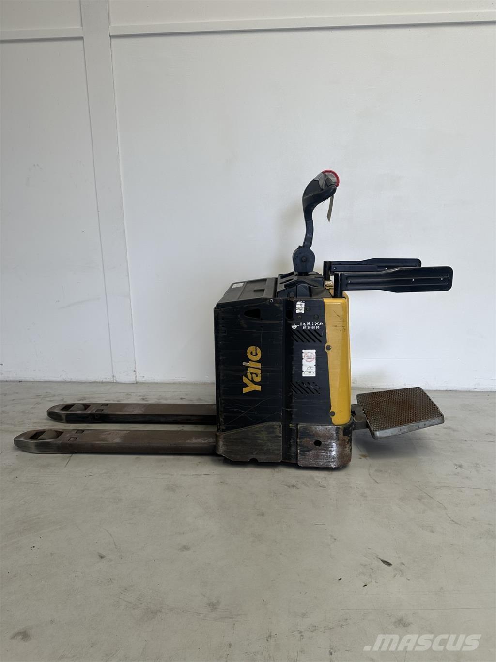 Yale MP20X FBW - 400 AH Low lift with platform