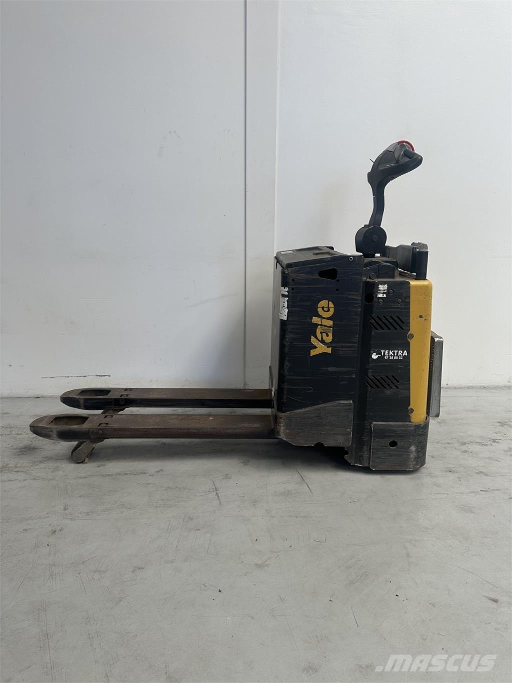 Yale MP20X FBW - 400 AH Low lift with platform