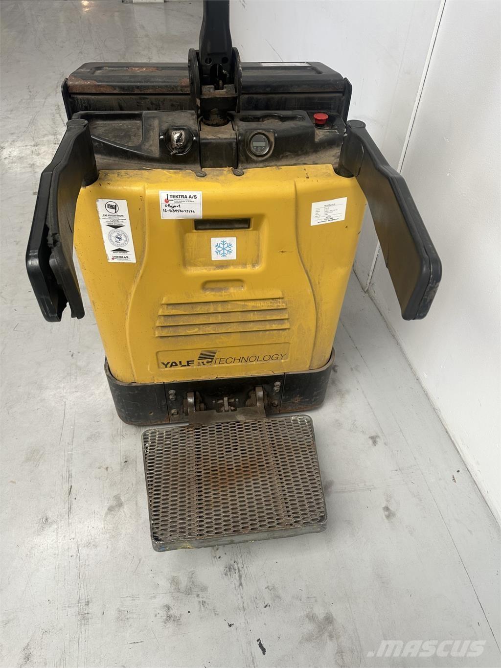 Yale MP20X FBW - 400 AH Low lift with platform