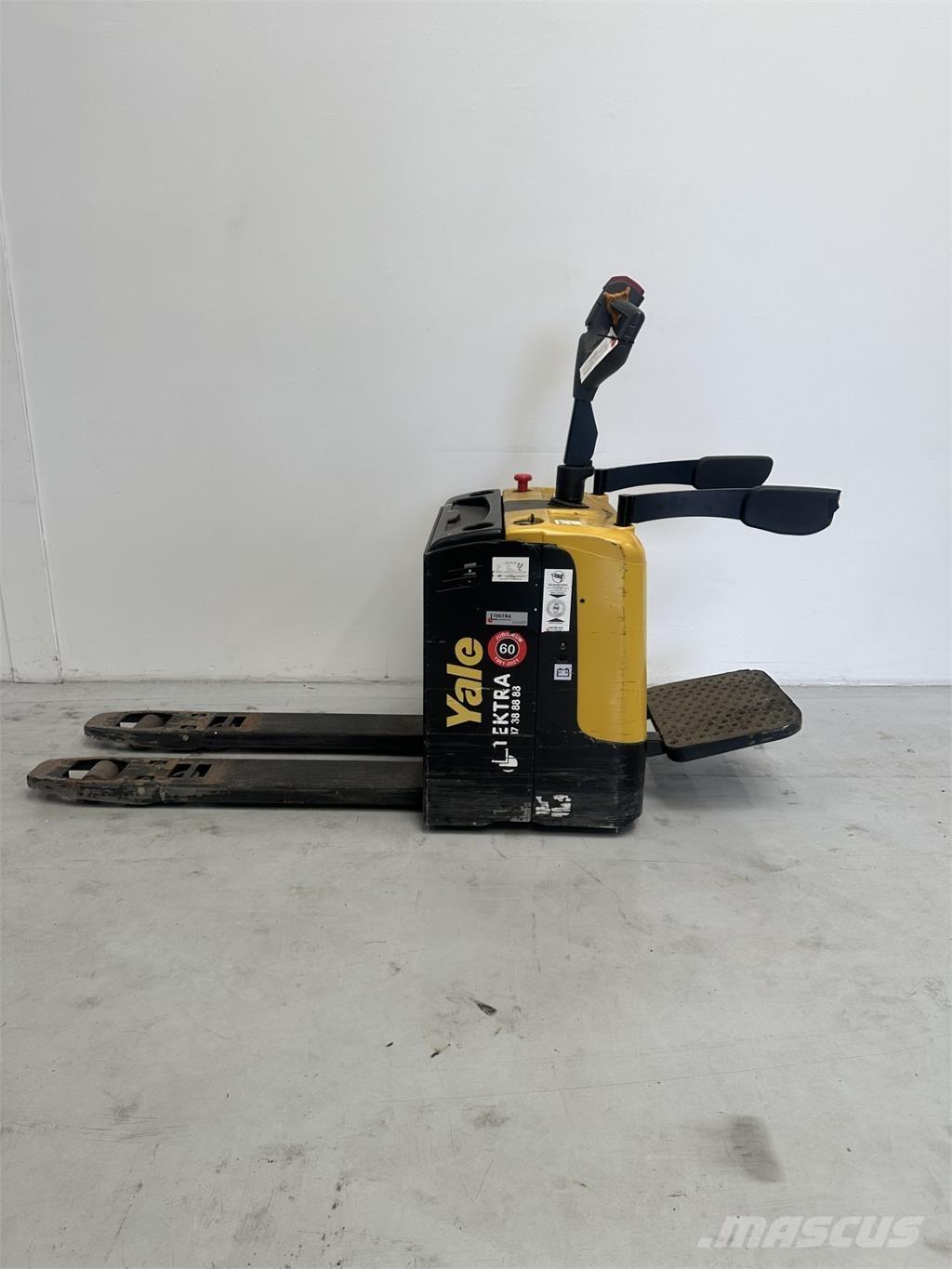 Yale MP20XUX Low lift with platform
