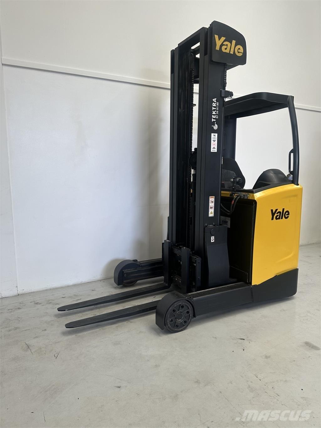 Yale MR14 Reach truck