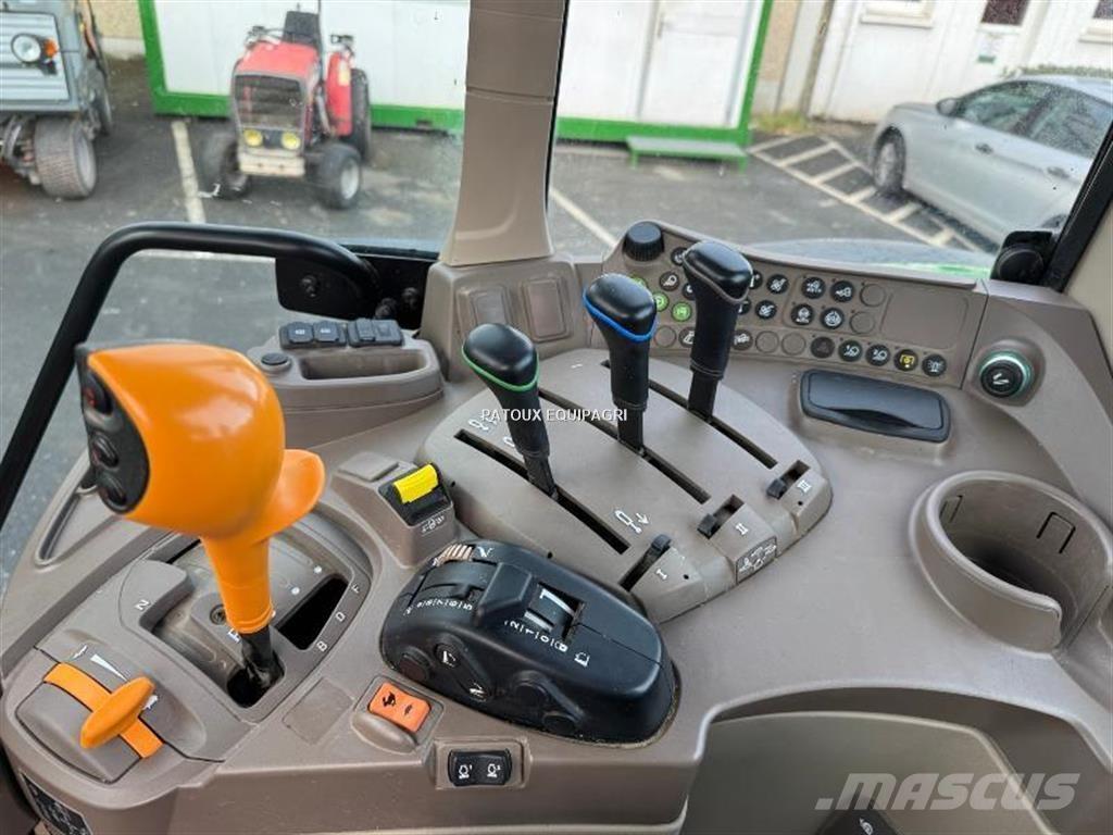 John Deere 6100M Tractors