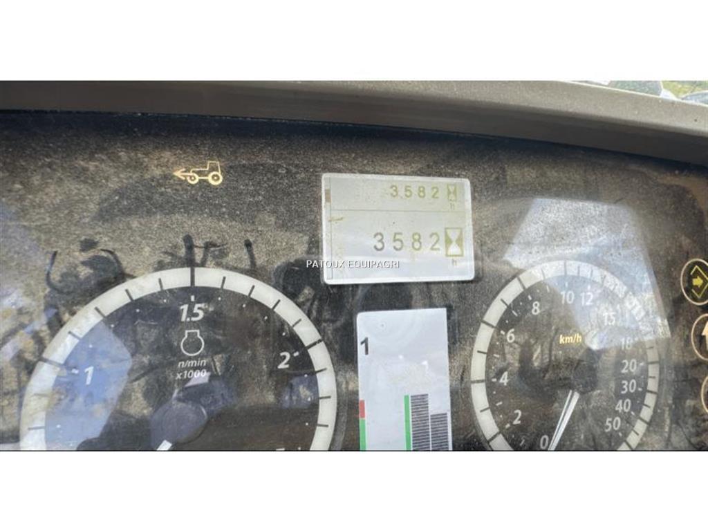 John Deere 6175M Tractors