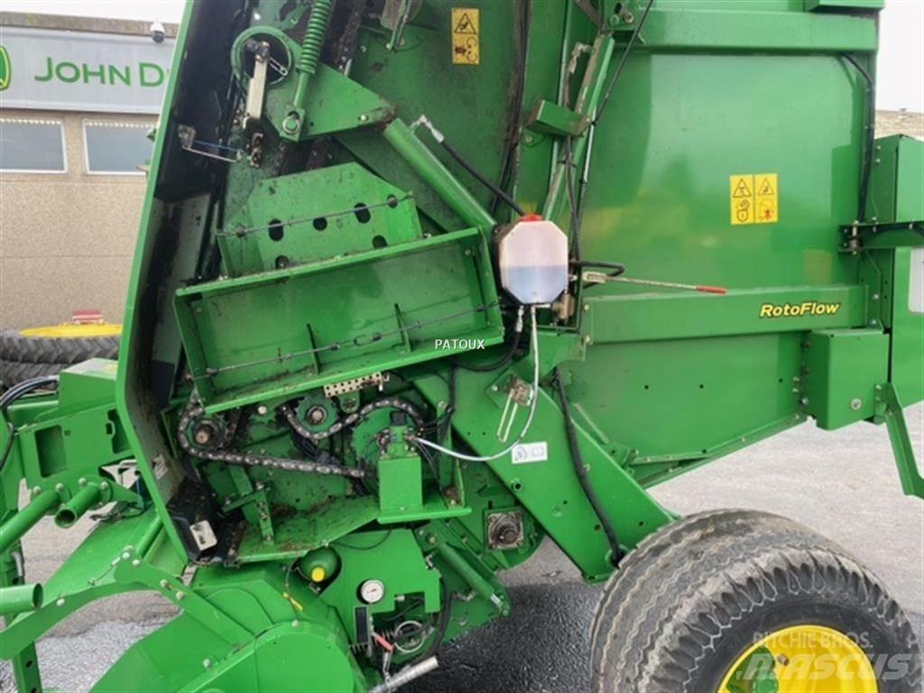 John Deere 864 Round balers