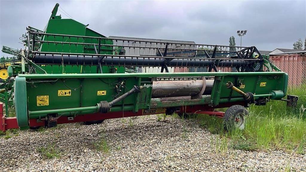 John Deere CTS Combine harvesters