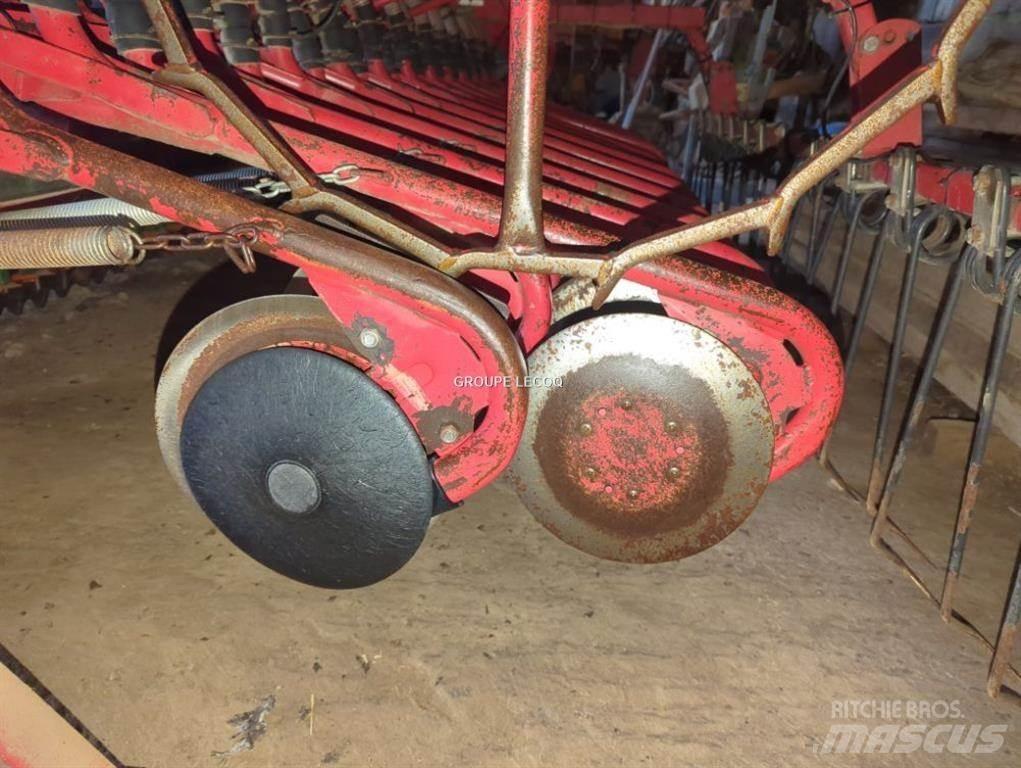 Kverneland 3M Combination drills