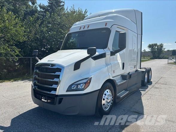 Freightliner CASCADIA 116 Prime Movers