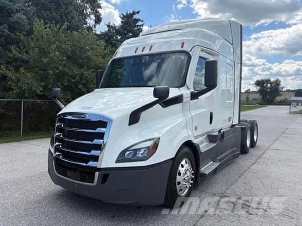 Freightliner CASCADIA 116 Prime Movers