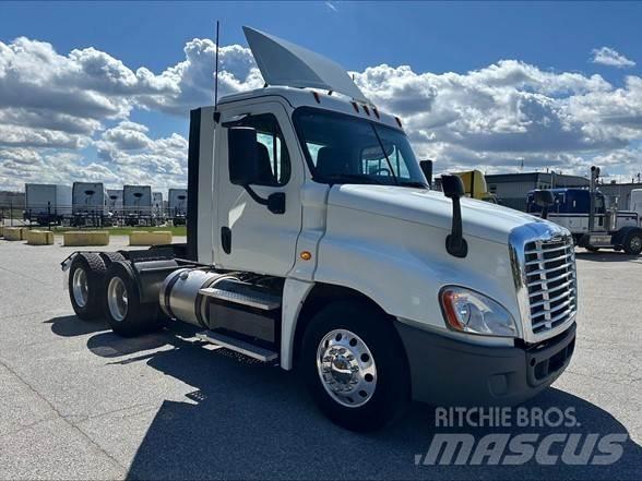 Freightliner CASCADIA 125 Prime Movers