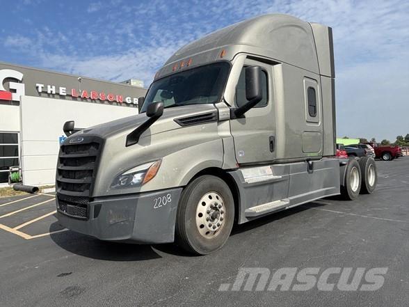 Freightliner CASCADIA 126 Prime Movers