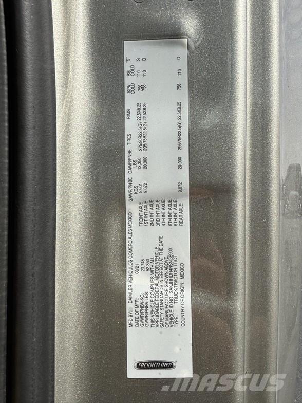 Freightliner CASCADIA 126 Prime Movers