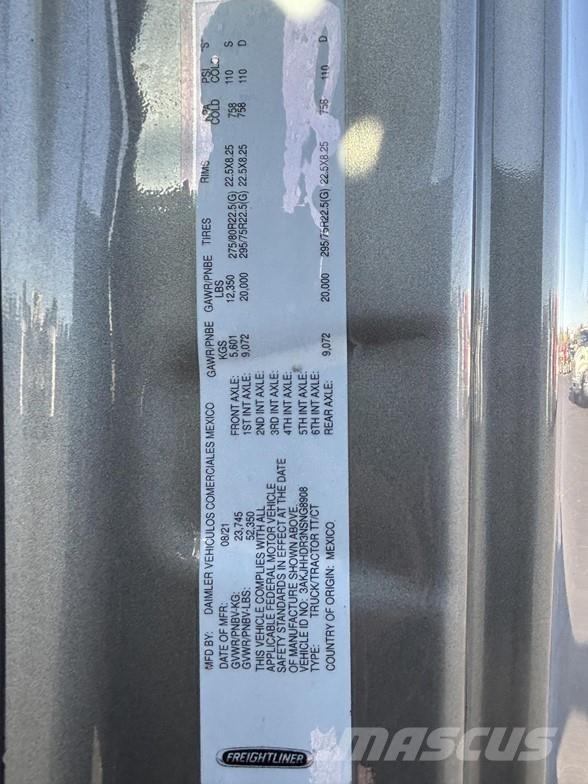 Freightliner CASCADIA 126 Prime Movers