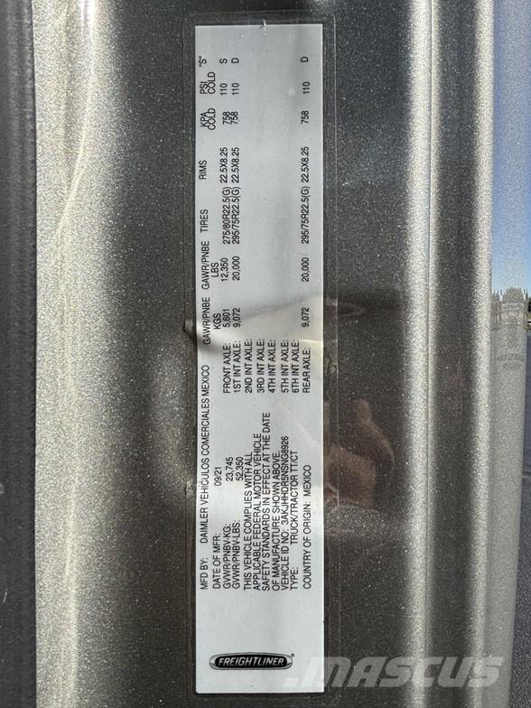 Freightliner CASCADIA 126 Prime Movers