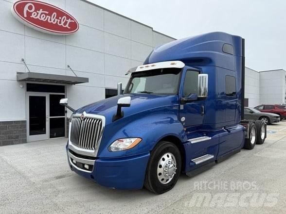International LT Prime Movers