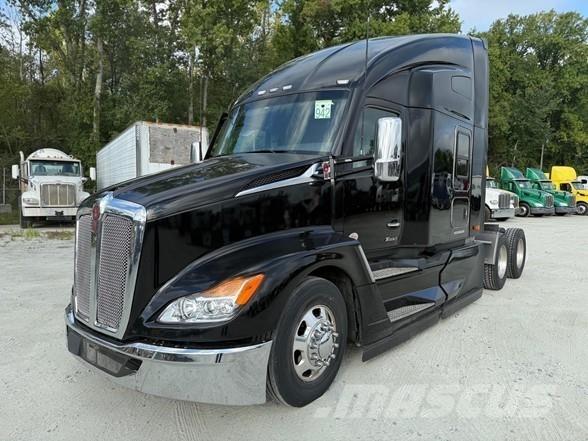 Kenworth T680 Prime Movers