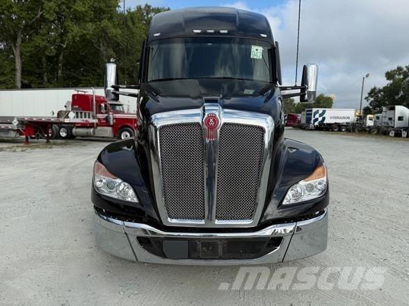 Kenworth T680 Prime Movers
