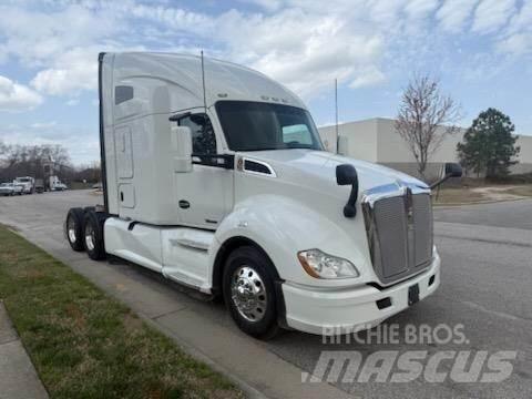 Kenworth T680 Prime Movers