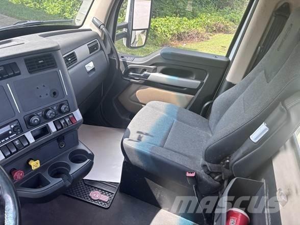 Kenworth T680 Prime Movers