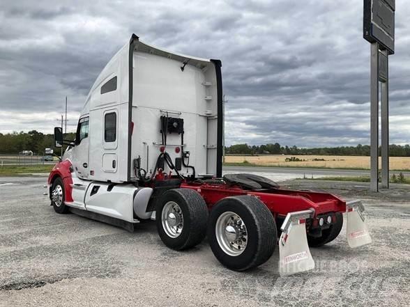Kenworth T680 Prime Movers