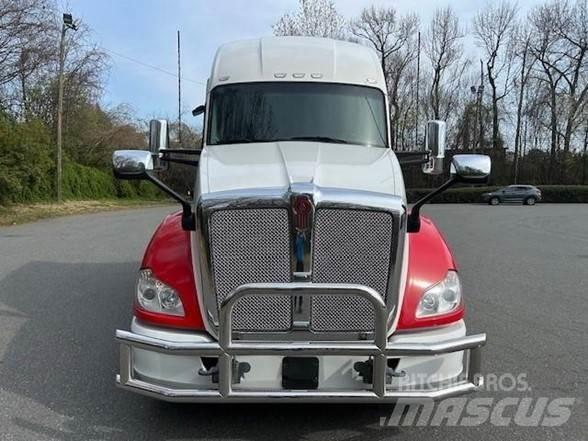Kenworth T680 Prime Movers