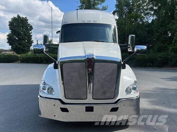 Kenworth T680 Prime Movers