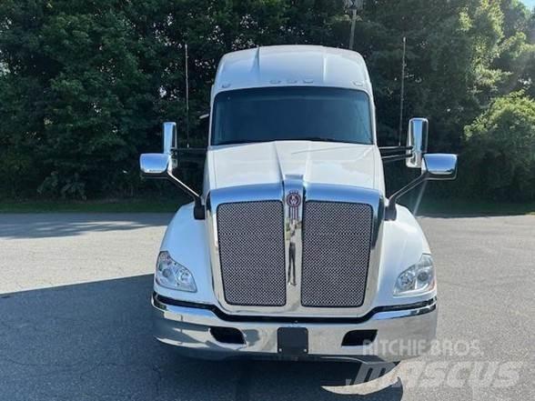 Kenworth T680 Prime Movers