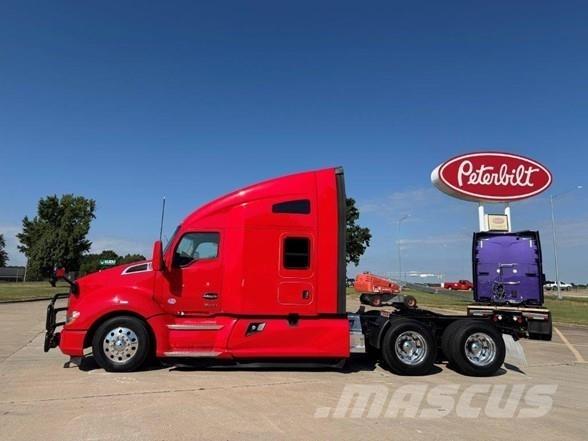Kenworth T680 Prime Movers