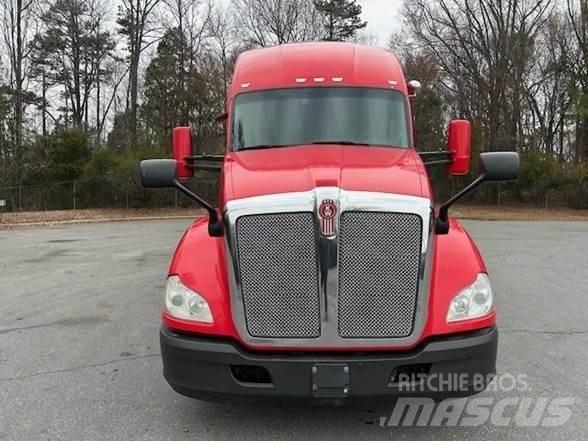 Kenworth T680 Prime Movers