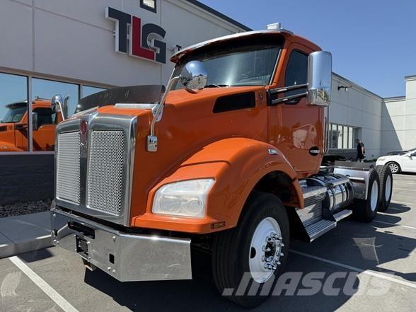 Kenworth T880 Prime Movers