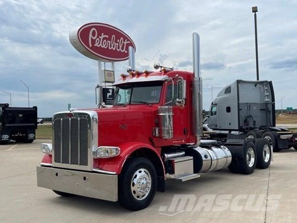 Peterbilt 389 Prime Movers