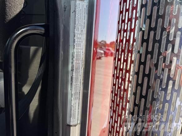 Peterbilt 389 Prime Movers