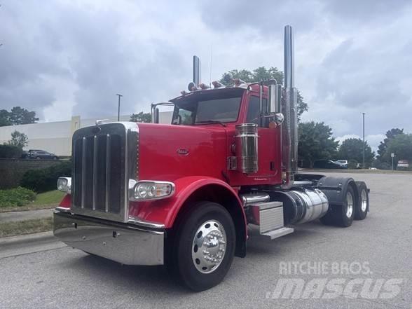 Peterbilt 389 Prime Movers