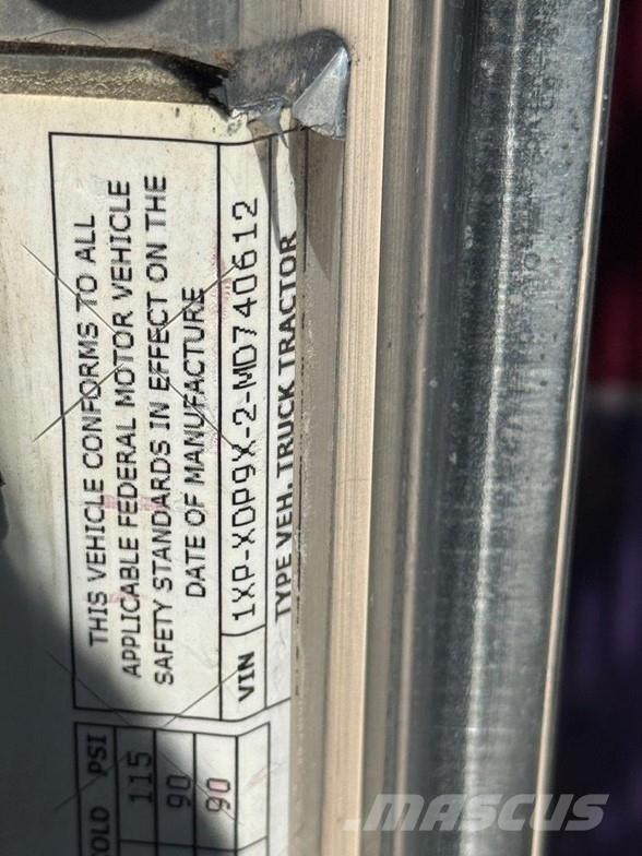 Peterbilt 389 Prime Movers