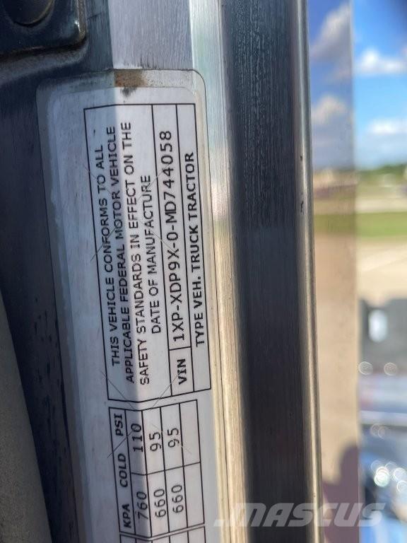 Peterbilt 389 Prime Movers