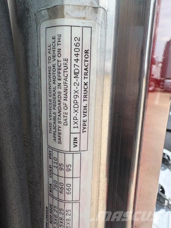 Peterbilt 389 Prime Movers