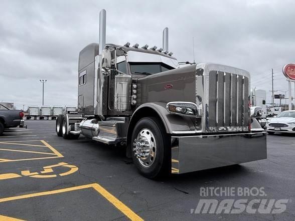 Peterbilt 389 Prime Movers