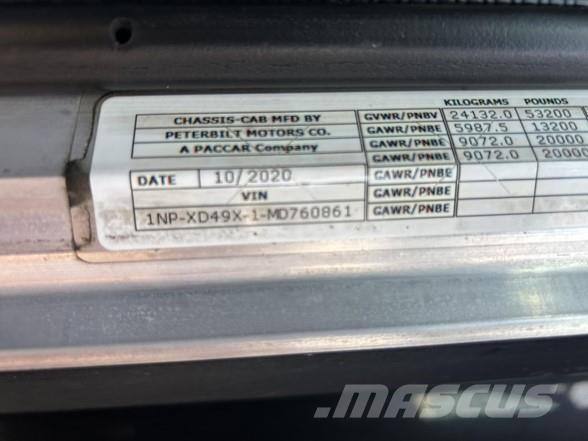 Peterbilt 389 Prime Movers