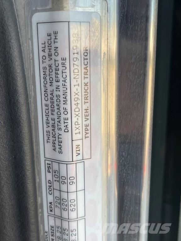 Peterbilt 389 Prime Movers