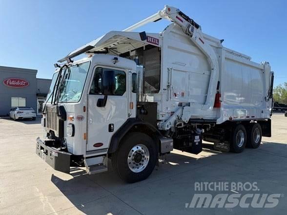 Peterbilt 520 Waste trucks