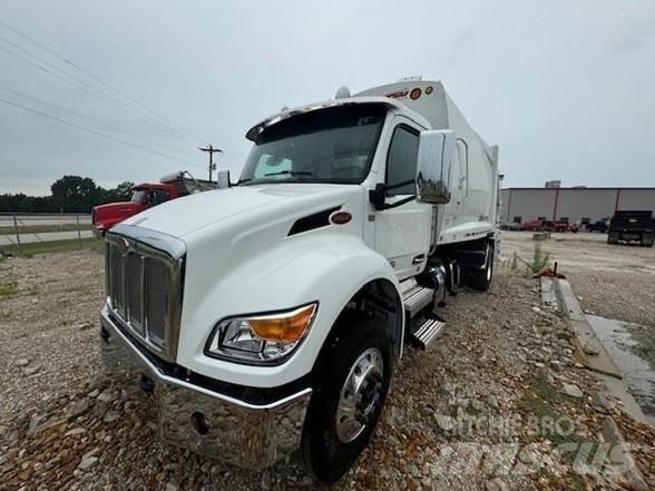 Peterbilt 537 Waste trucks