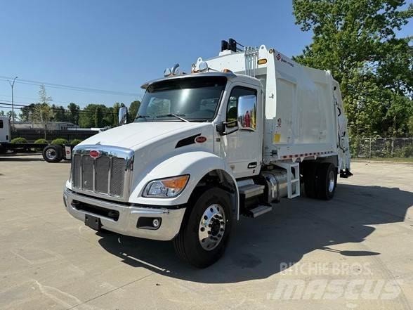 Peterbilt 537 Waste trucks