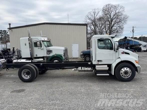 Peterbilt 537 Chassis Cab trucks