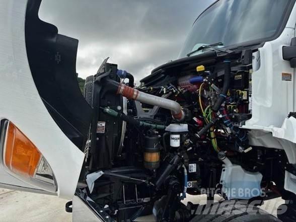 Peterbilt 548 Chassis Cab trucks