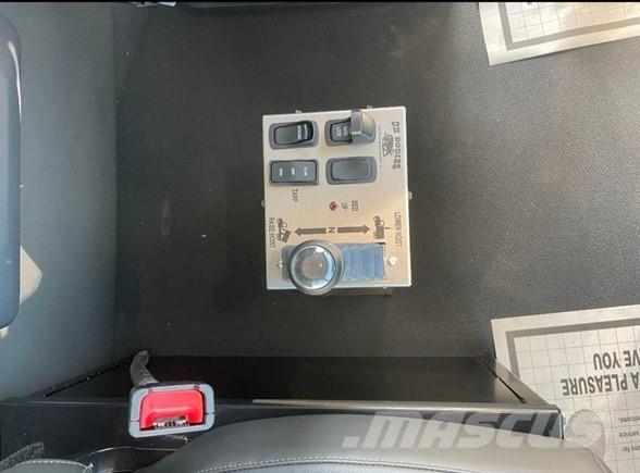 Peterbilt 548 Tipper trucks