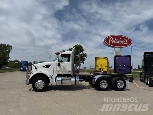 Peterbilt 567 Prime Movers