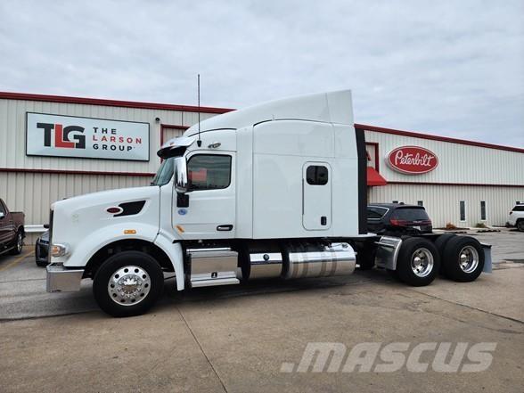 Peterbilt 567 Prime Movers
