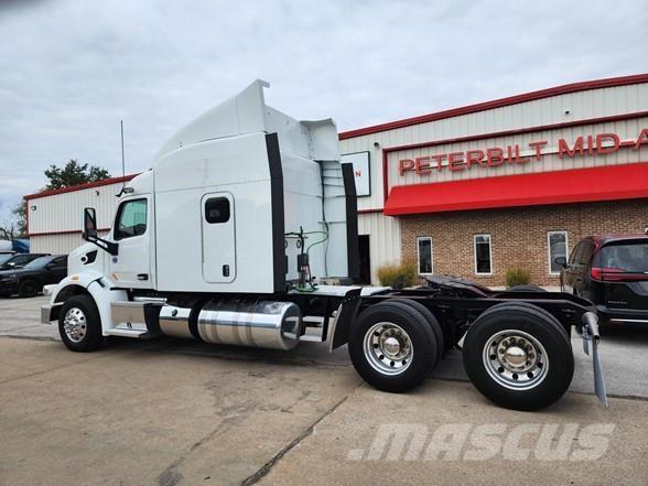 Peterbilt 567 Prime Movers