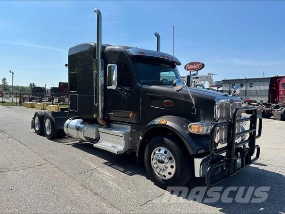Peterbilt 567 Prime Movers