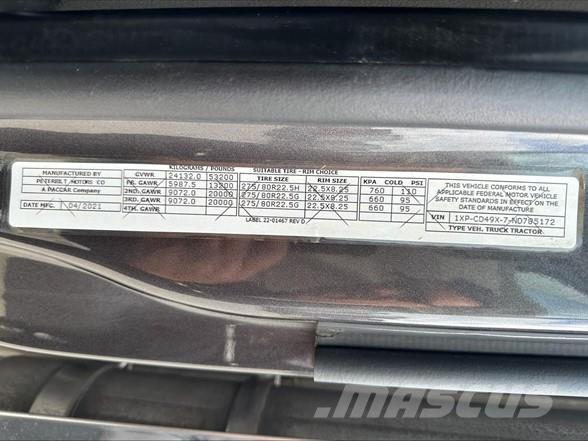 Peterbilt 567 Prime Movers