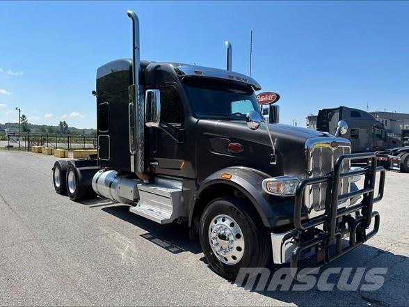 Peterbilt 567 Prime Movers